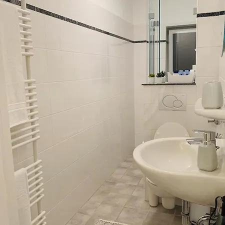 Apartment Business Or Holiday Wiesbaden